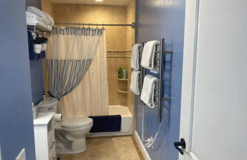 Hillside view with hot tub! - Foto 19