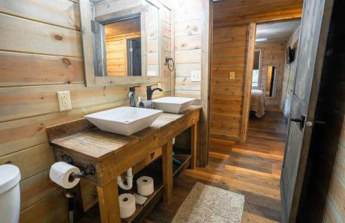 Serenity Ridge- Scenic Luxury Log Estate Getaway - Foto 35