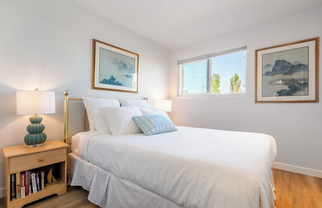 Beachcomber's Bliss by Avantstay Steps to the Beach Ocean Views - Photo 25