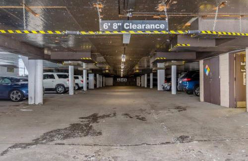 Guest Favorite Spacious Remodeled 2 Bdrm 2 Ba Mountain Views - Photo 47