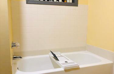 Large 3BR Home for Families and Work Stays With Fast WIFI - Foto 29