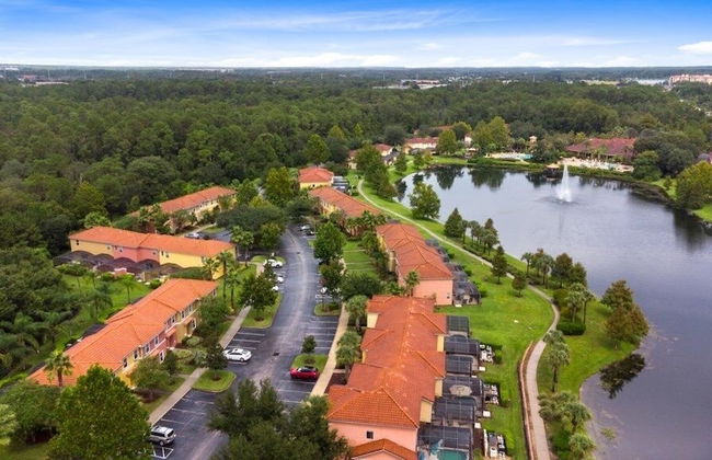 Amazing Townhouse Close To Disney 2 Bed 2.5 Bath 2 Bedroom Townhouse by RedAwning - Foto 36