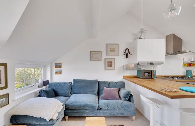 Bantham Mews by Pureserviced 1 Bedroom Luxury Mews - Photo 1