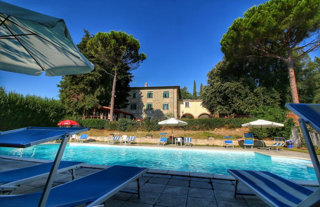 Stunning Farmhouse with Swimming Pool & Hot Tub in Umbria - Foto 19