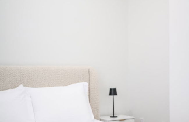 Not Affected by the Fire/modern 5BR Home With Full Amenities & Parking #2 - Foto 5