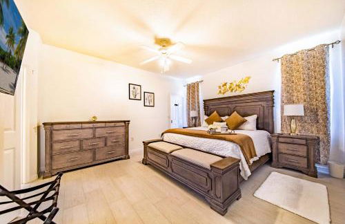 Villa Mona, 4bed pool, Hot tub,Game Room at Calabay Tower lake - Foto 15