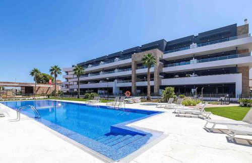 Penthouse 2-Rooms with Private Jacuzzi in the Solarium - Photo 24