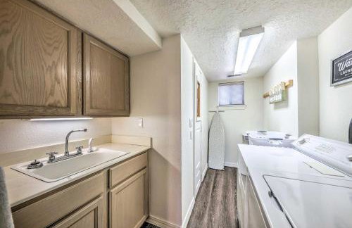 Unique and Modern Alto Home with Private Hot Tub! - Foto 28