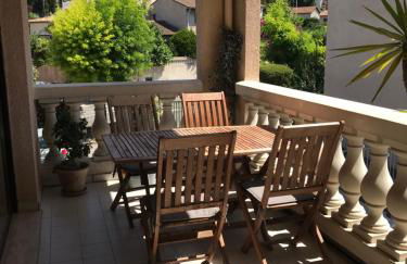 Domaine D'Ahmosis, modern 2 bedrooms refurbished apartment, f3 moderne fraichement rénové - Foto 25