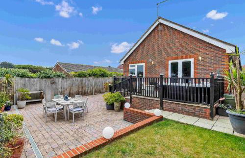 Sea Downs House with Free Parking By My Getaways - Foto 32