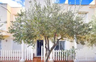 Garden vistas. Hermoso dúplex con patio, solárium y piscina. - Foto 27