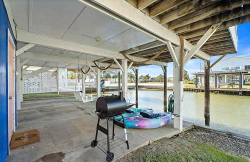 Canal Front Bungalow with Screened Patio and Kayaks - Foto 21