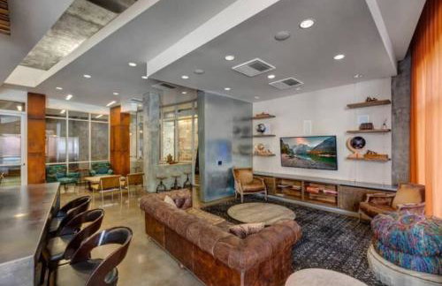 Charming 3 Bedroom Apartment with Pool Near San Diego Convention Center - Foto 33