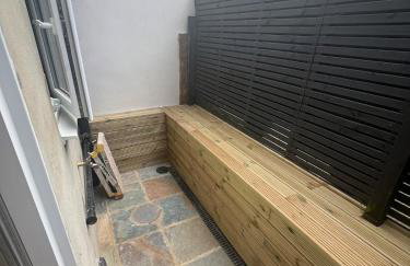 Newly Renovated 1-Bed Apartment with Private Patio - Foto 23