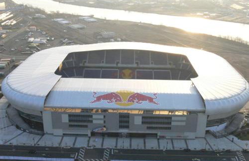 Designer Home 2 Bedroom - 20min to NYC WTC - Private Backyard - Foto 61