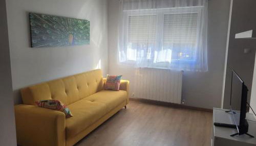 Apartamento kuko con wifi al lado metro - Foto 2