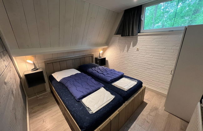 Family Bungalow by the Fen - Photo 5