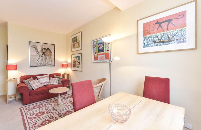 Smart 2 bedroom flat near Pimlico Tube - Photo 25