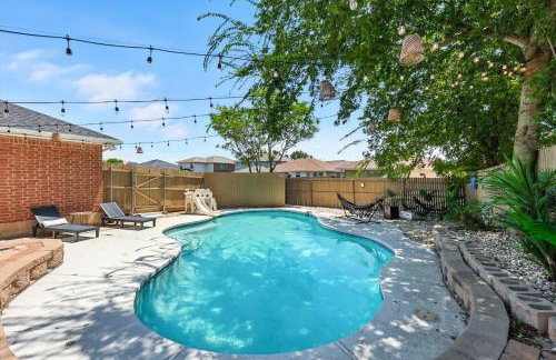 Luxury 5BR Getaway w Pool Hot Tub & Cinema - Foto 46