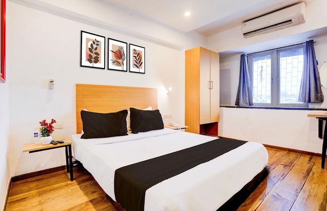 Elegant Stays at The Unicontinental Khar Mumbai - Foto 11