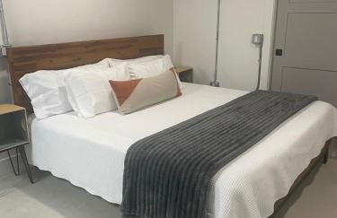 Fyrebird Place - Industrial Loft with Pavilion & Yard - Foto 35