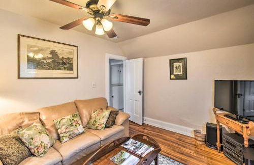 Cozy Unit with Patio Walk to Dining, Lake Elkhart! - Foto 9