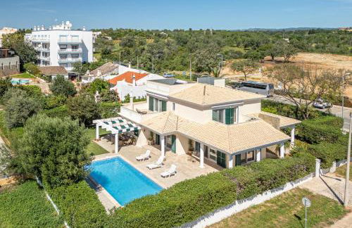 VILLA DO VALE- Stunning Family Villa with Pool - Foto 36