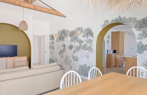 Feet in the water, 100 m from the city center - Photo 36