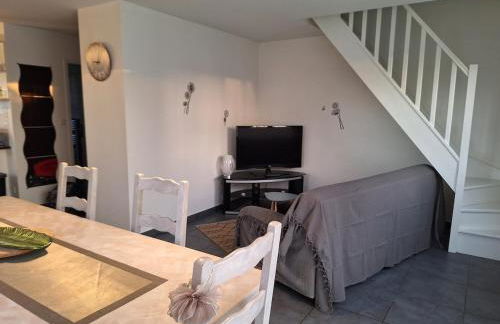 Loue charmante petite maison dans un écrin de verdure - Foto 9