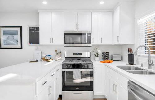 Cozy Cottage, Brand New, fully Private, walk to Everything - Foto 7