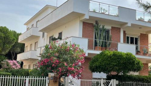 Confortevole appartamento tra spiaggia e pinete - Foto 2