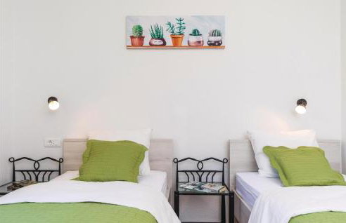 Two-Bedroom Holiday Home In Trilj - Photo 25