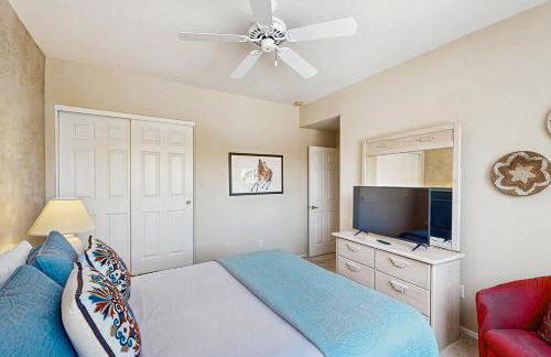 Bright 2nd floor Condo w mountain & valley views, shared pool hot tub gym - Foto 18