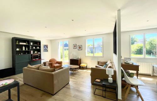 Maison rénovée en centre-ville, à 5 min des plages - Foto 3