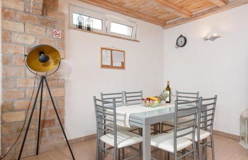 Amazing Home In Najevi With Wifi - Photo 21