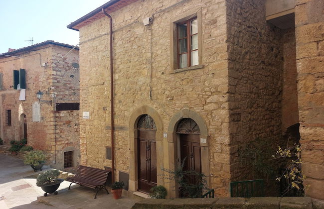 Tuscan Hilltop Getaway - Foto 1