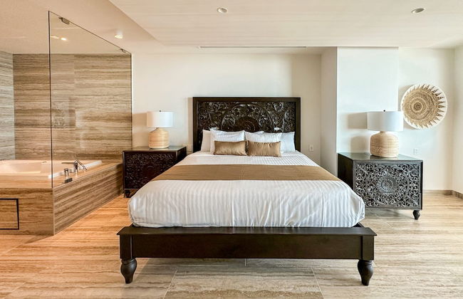 3BR Ground Floor Condo With Direct Pool Access - Foto 26