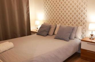 Amazing sea and Sagrada Familia views homey apartment - Photo 9