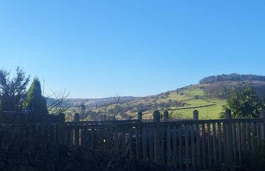 Grinlow Cottage - Photo 3