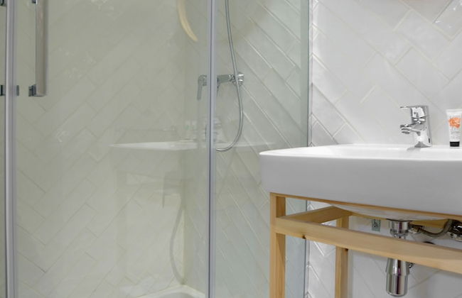 NQN Aparts & Suites Madrid - Foto 40