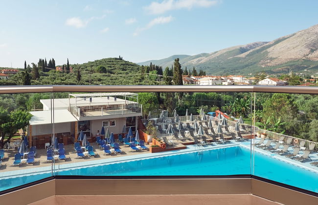 Koukounaria Hotel & Suites - Photo 79