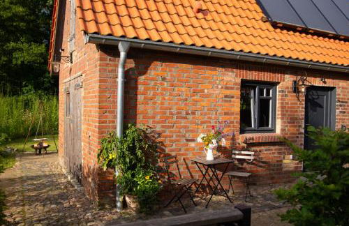 Ruhiger Rückzugsort mit Kamin & Garten, für Paare - Foto 9