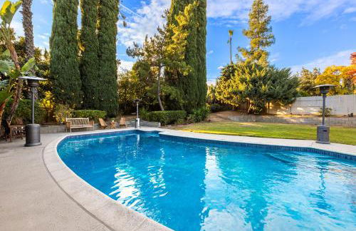 Adorable 4 bedroom home with Pool & more - Foto 3