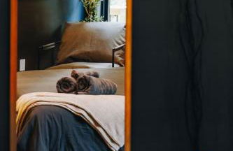 NEW Unique Stay w King Beds and Private Hot Tub - Foto 47