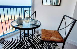 Exclusif Appartement en 1er Ligne, Vue Imprenable, Piscine, Parking Privé à Playa Mucha Vista, Alicante - Photo 7