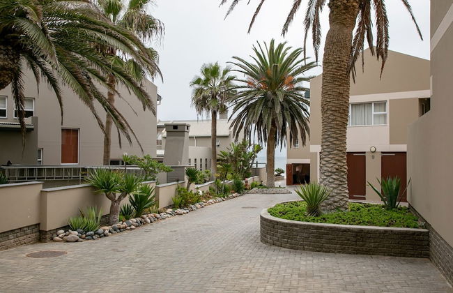 Blue Pearl - situated right on the beach - Foto 33