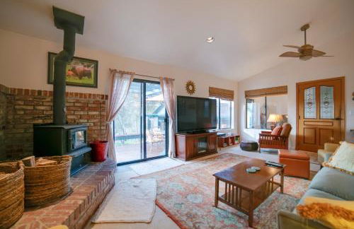 On 10 Acres! Serene Nevada City Retreat with Hot Tub - Foto 6