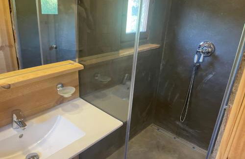 CASA RURAL DE ENSUEÑO EN CANTALLOPS CON 9 HABITACIONES DOBLES CON BAÑOS PRIVADOS Y PISCINA DE 20M x 2,70M - Foto 33