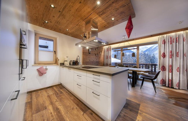 Inviting Chalet in Neukirchen near Wildkogel Ski Arena - Foto 9