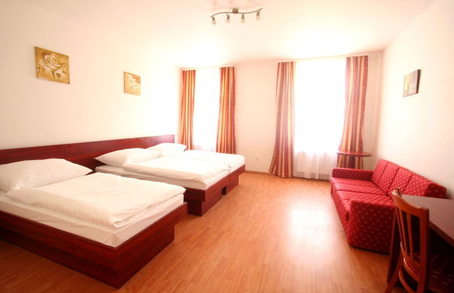 Aparthotel Susa - Photo 11